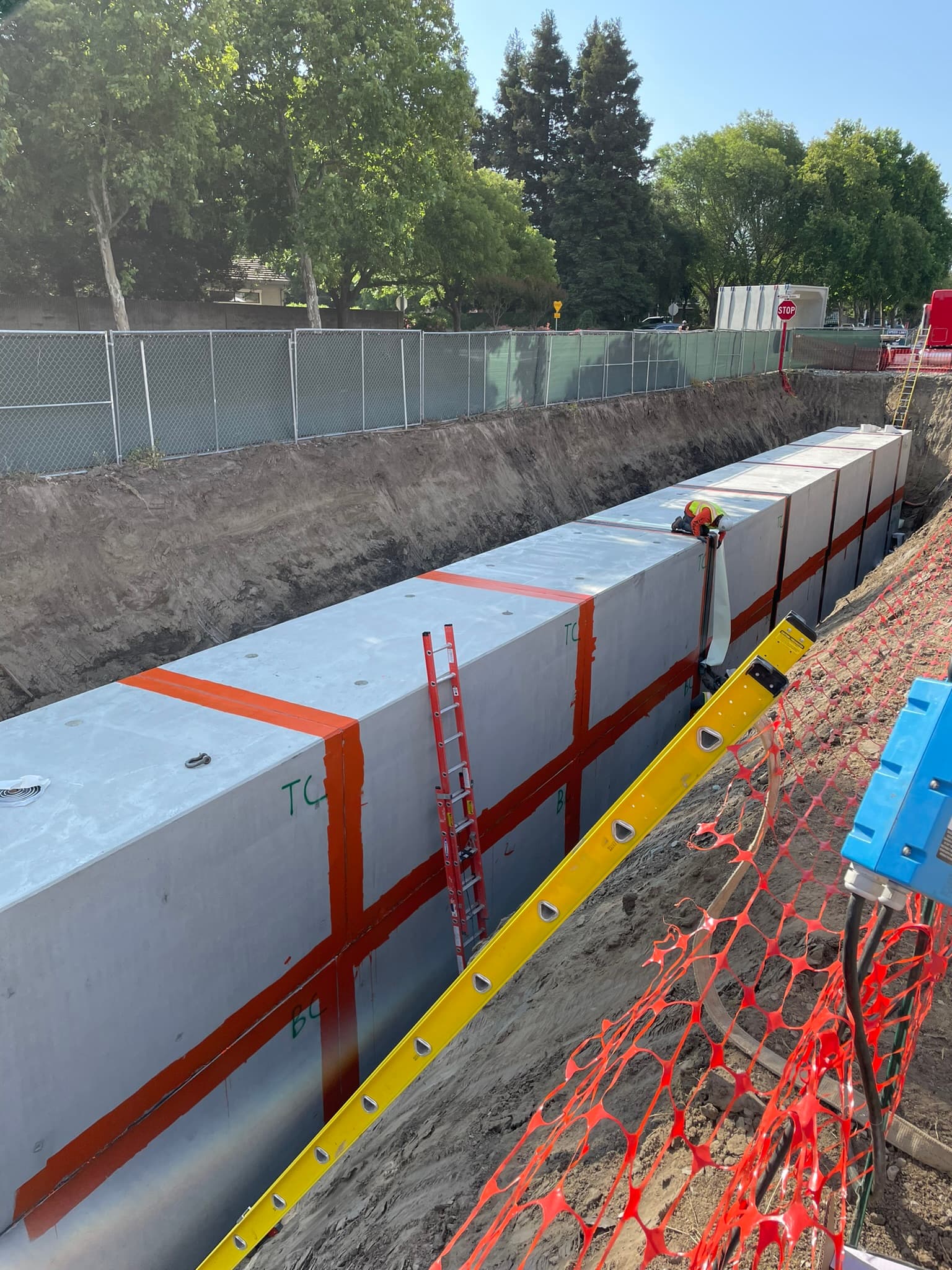 Stormwater Detention with an Integrated Pump Station
